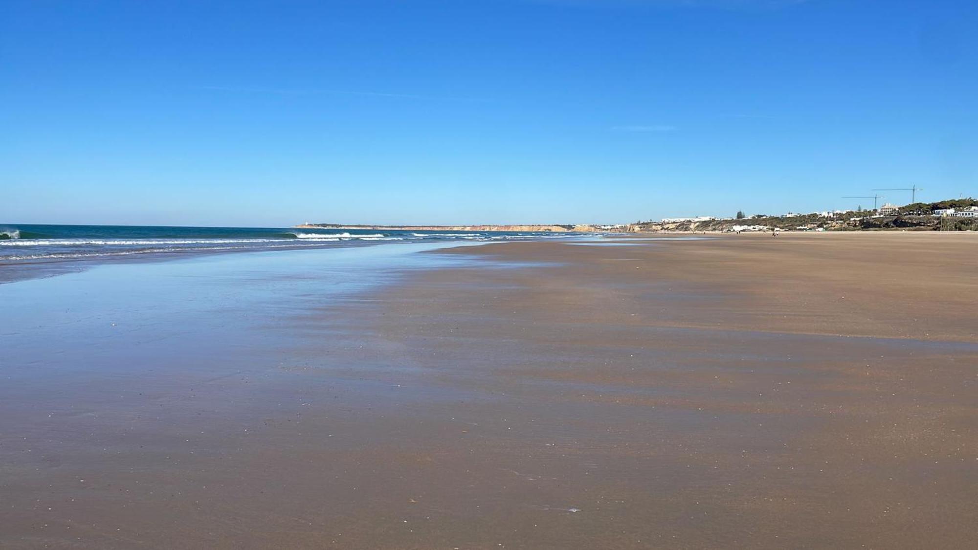 Conil Vistas Al Mar Del Roqueo, Fuente Del Gallo Конил-де-ла-Фронтера Екстериор снимка