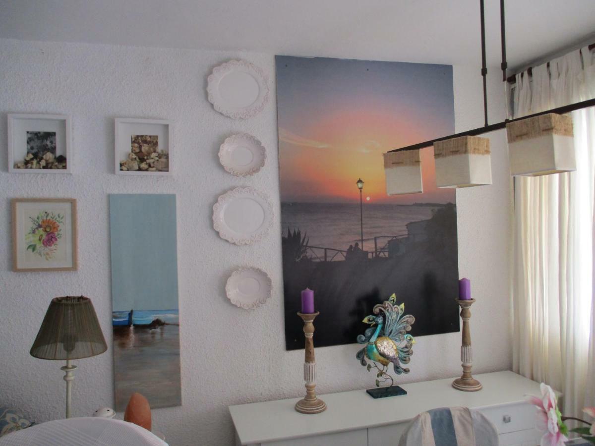 Conil Vistas Al Mar Del Roqueo, Fuente Del Gallo Конил-де-ла-Фронтера Екстериор снимка